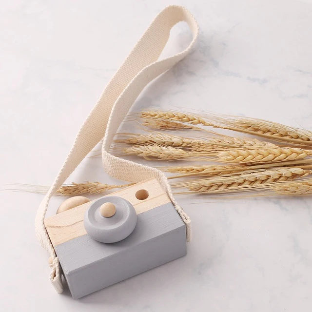 Wooden Fashion Camera Toy – Montessori-Inspired Pretend Play Toy & DIY Gift for Kids