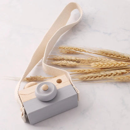 Wooden Fashion Camera Toy – Montessori-Inspired Pretend Play Toy & DIY Gift for Kids